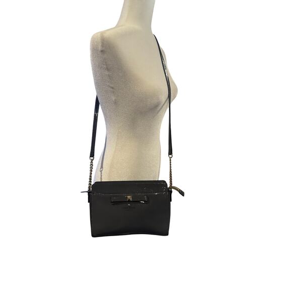 KATE SPADE Hancock Park Angelica Crossbody Doe Gray Patent Leather with Dust Bag - Picture 3 of 8